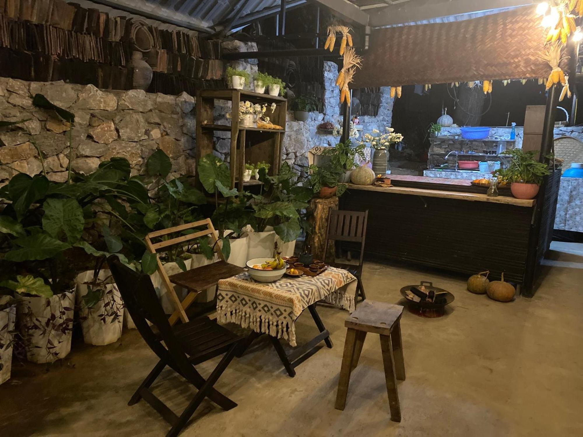 Le Petit Home Dong Van  Extérieur photo